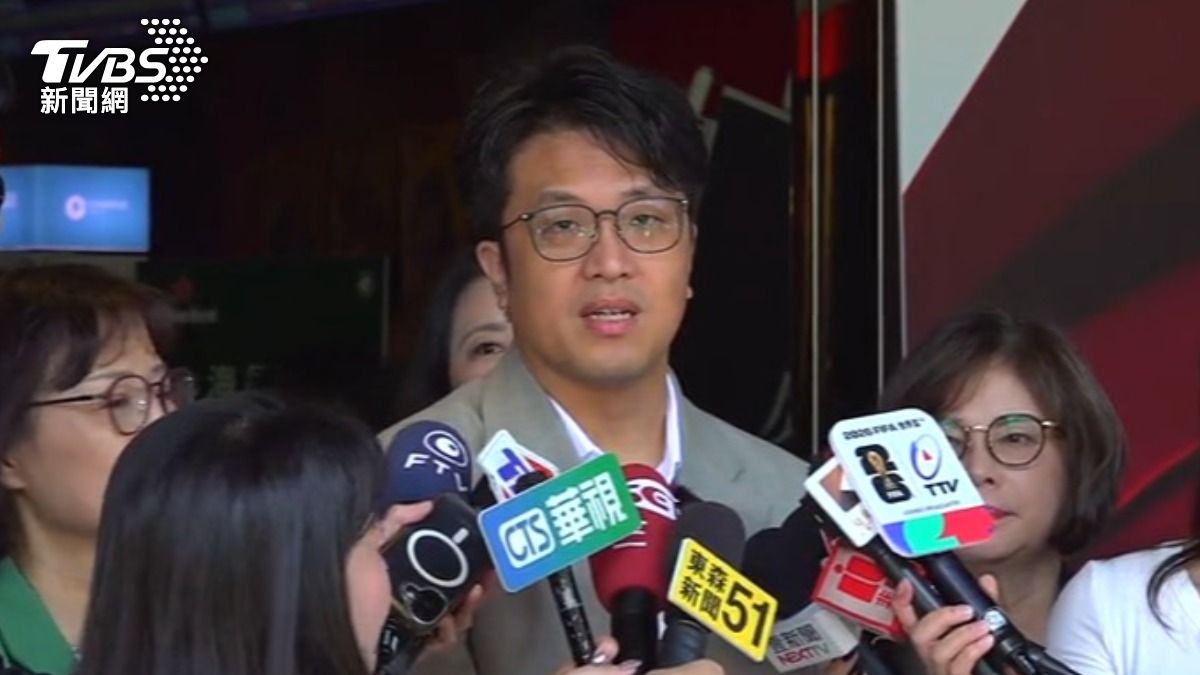 沈伯洋回擊蔣萬安,反酸現在是「萬事問伯洋」,重申讓制度透明就是最好的保護。(圖/TVBS)