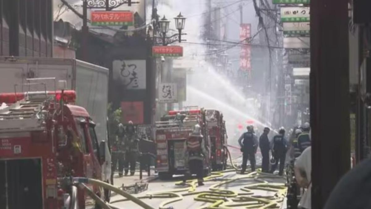 大阪道頓堀嚴重火災傷亡不明!餐廳建築狂燒蔓延 45輛消防車急滅火