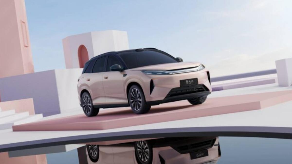 數據顯示,中國出口車輛平均價格約1.9萬美元,而美國新車平均價格接近5萬美元,價差極具吸引力。(圖/BYD提供)