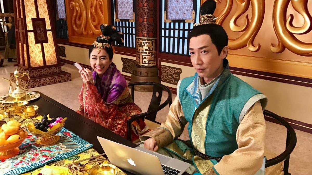 馬浚偉(右)演過不少電視劇。(圖/翻攝自馬浚偉微博)