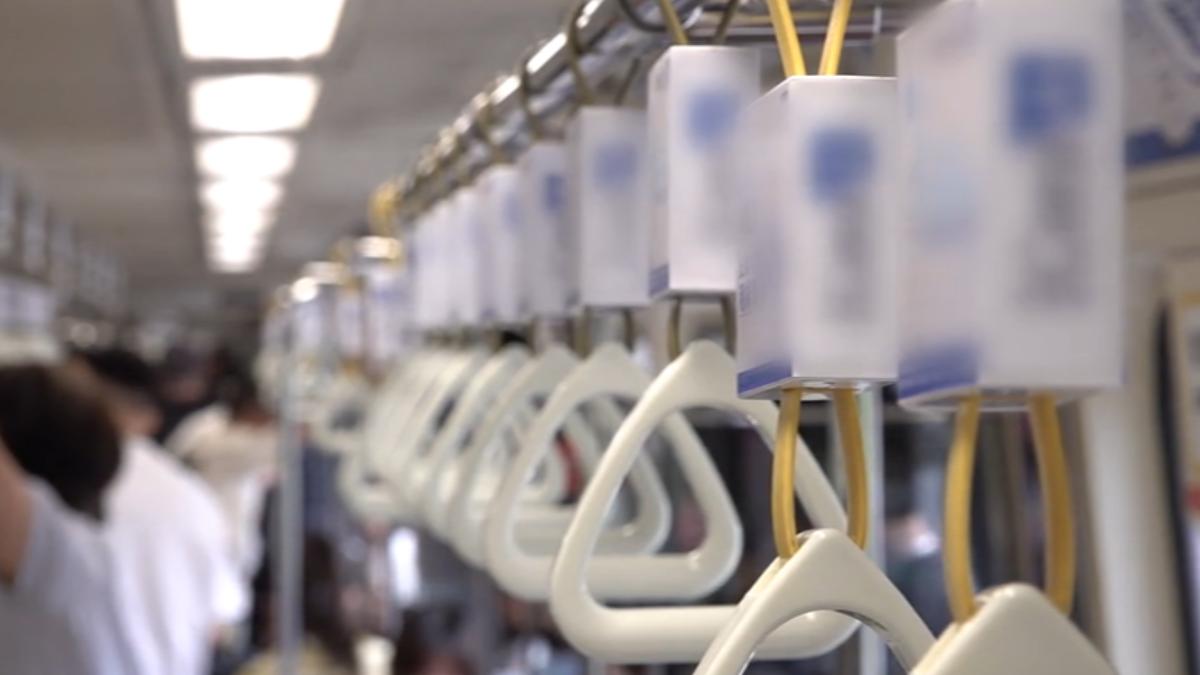 台北捷運車廂首度出現創新廣告形式。(圖/TVBS)