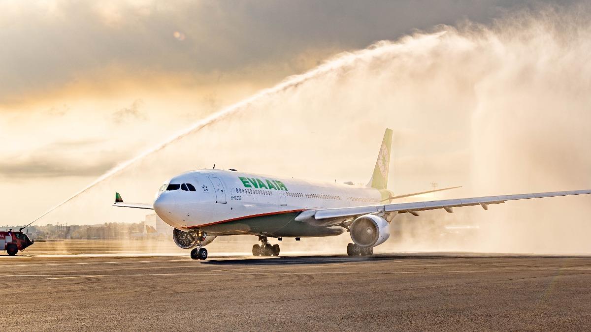 長榮航空5月20日A330-300廣體客機高雄首航東京。(圖/業者提供)