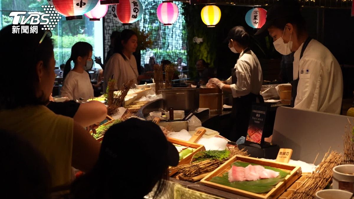 晶華酒店推出謝師宴方案。(圖/TVBS)