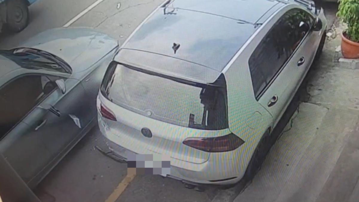 桃園一名男子吸毒上路，擦撞路旁車輛後還辯稱「車是我弟開的」。（圖／TVBS )