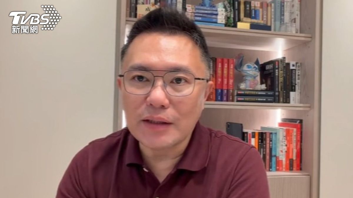 藍營議員張斯綱狠酸沈伯洋不用擔心競選資金,稱曹興誠會給予更多金援支持。(圖/TVBS)