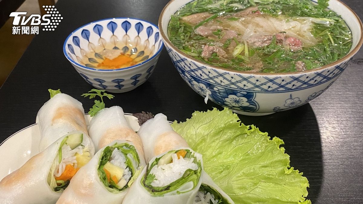 一餐就超標!越式河粉+生春捲「碳水慘破百」 營養師曝2招不發胖