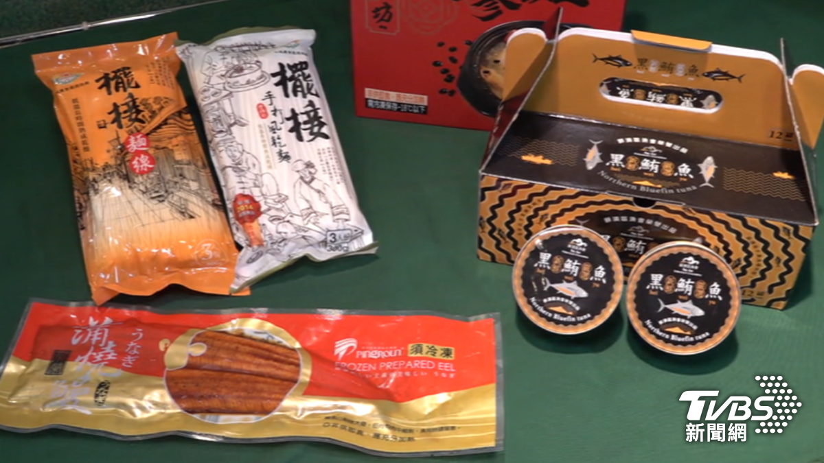 外國客新必買清單農會產品爆紅。(圖/TVBS)