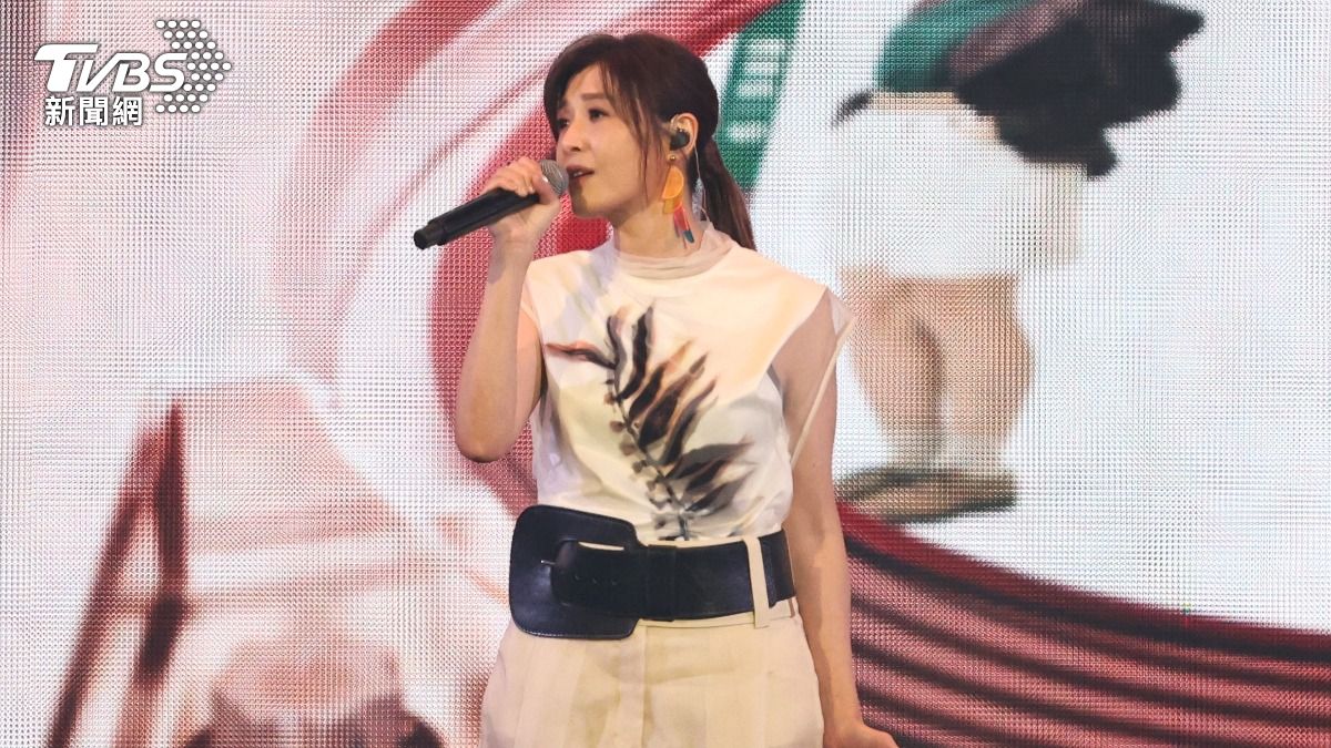 蘇慧倫精選16首歌，帶領歌迷回顧她出道以來的音樂歷程。（圖／張哲鳴攝）