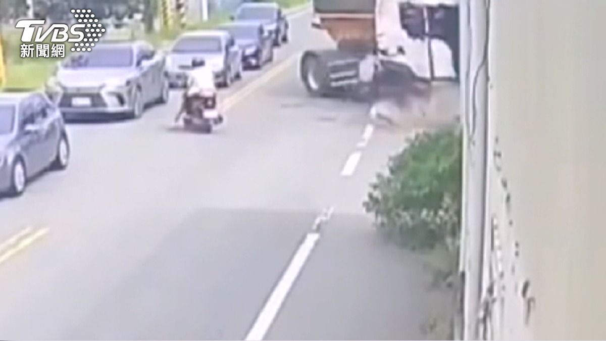 彰化毒駕釀4死！砂石車又失控撞民宅　今年已取締223件平均天天有。(圖／TVBS)