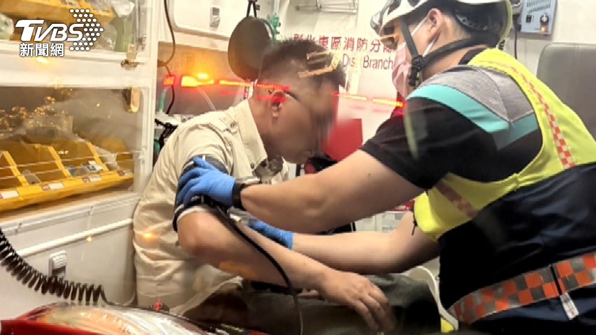 毒駕貨車衝火鍋店 父女送客遭撞亡。(圖/TVBS)