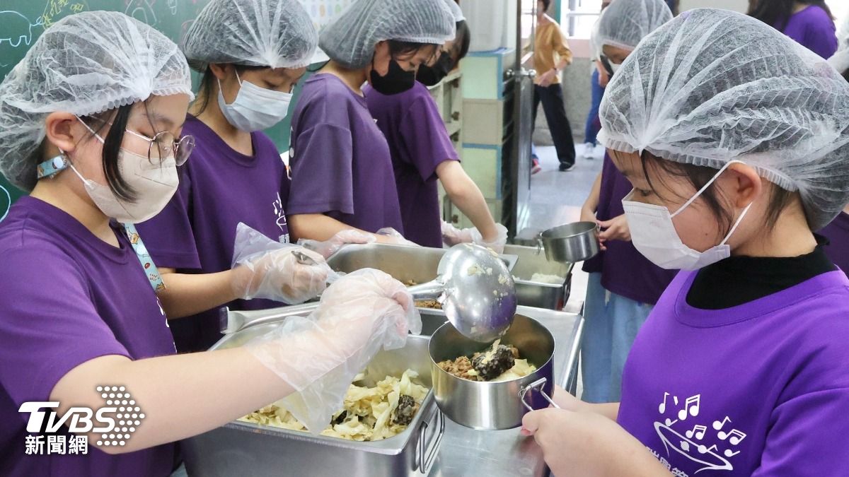 豪砸27億!高雄公私立國中小營養午餐全面免費 教職員也補助