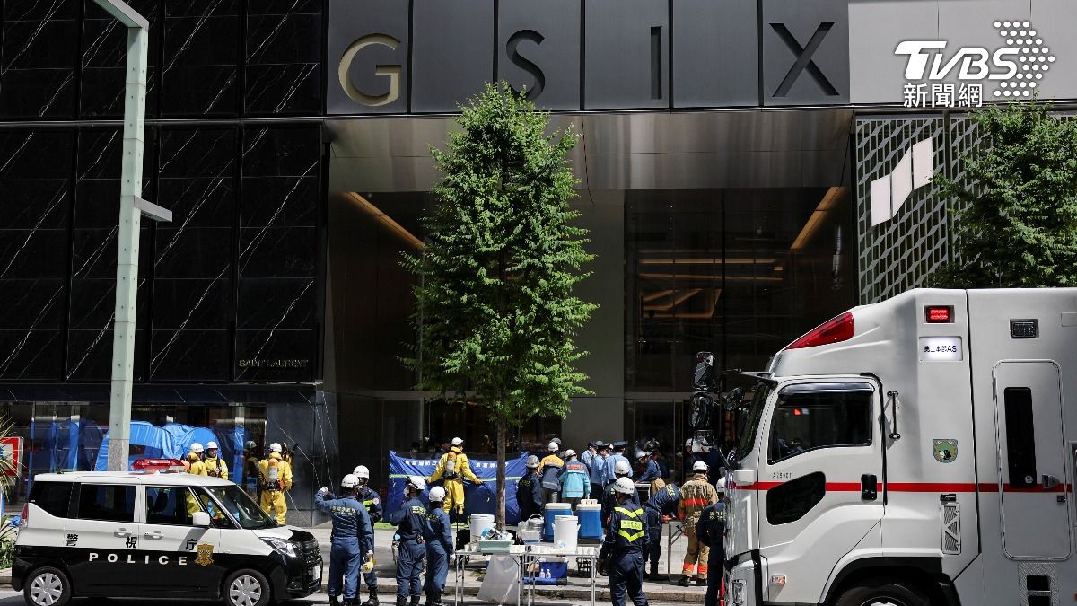銀座知名商場驚傳有人噴灑不明氣體，造成超過20人喉嚨痛送醫。（圖／達志影像路透社）