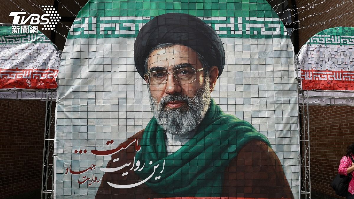 伊朗現任最高領袖穆吉塔巴．哈米尼（Mojtaba Khamenei）目前正躲藏在一處極度隱密的未知地點。（圖／達志影像路透社）