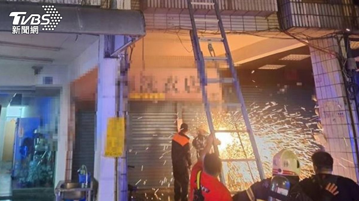 高雄逆子要遺產遭拒!自製火把燒老家 昏迷火場險陪葬
