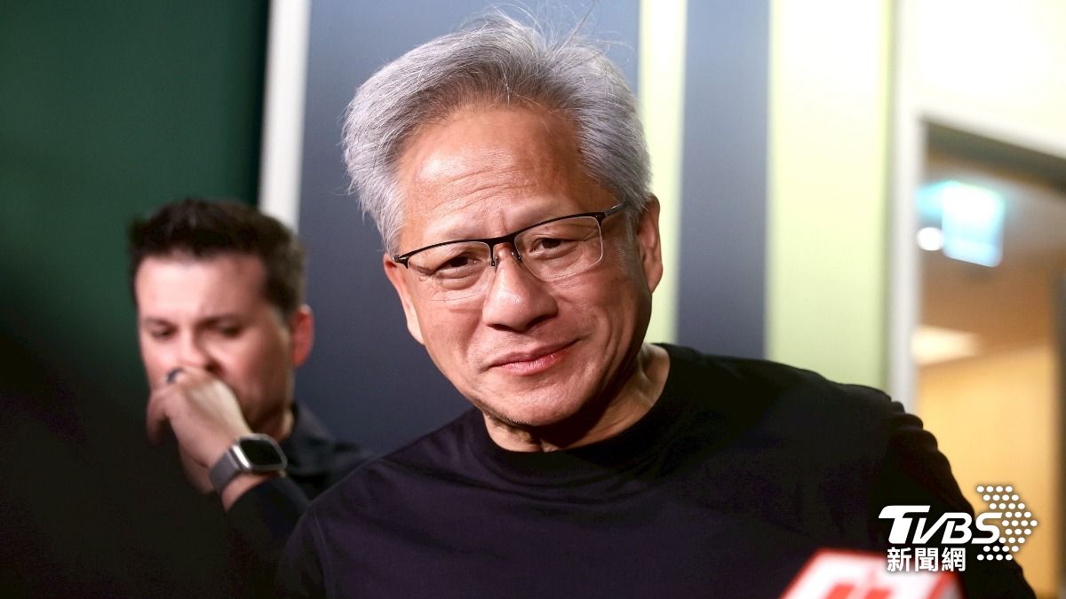 執行長黃仁勳今晚出席代工廠廣達董事長林百里晚宴。（圖／華子琛攝）