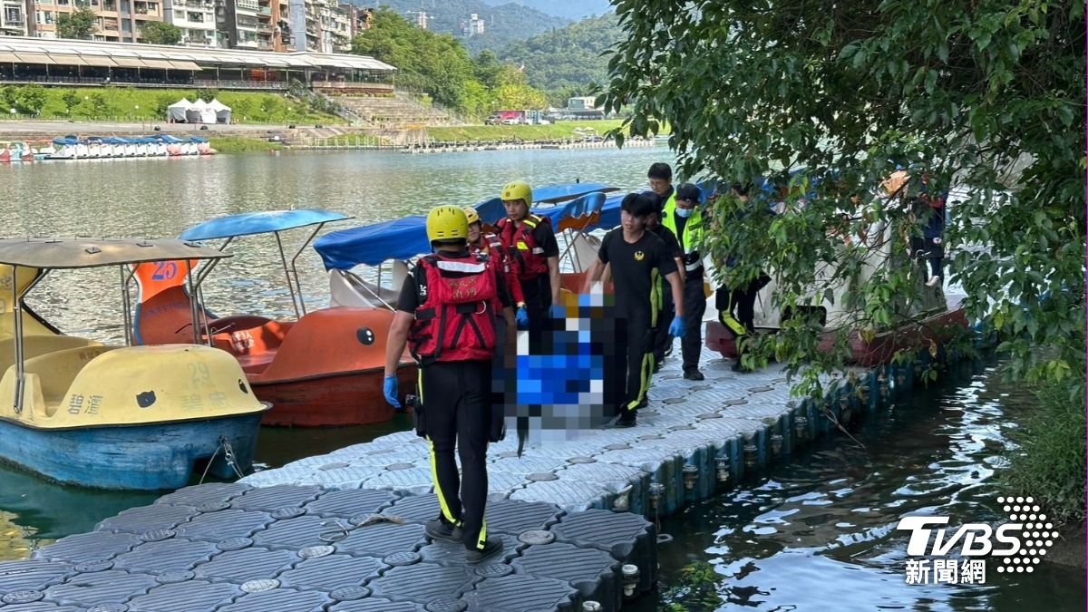 78歲翁碧潭游泳突失蹤！女友人著急報案　消防尋獲已死亡　