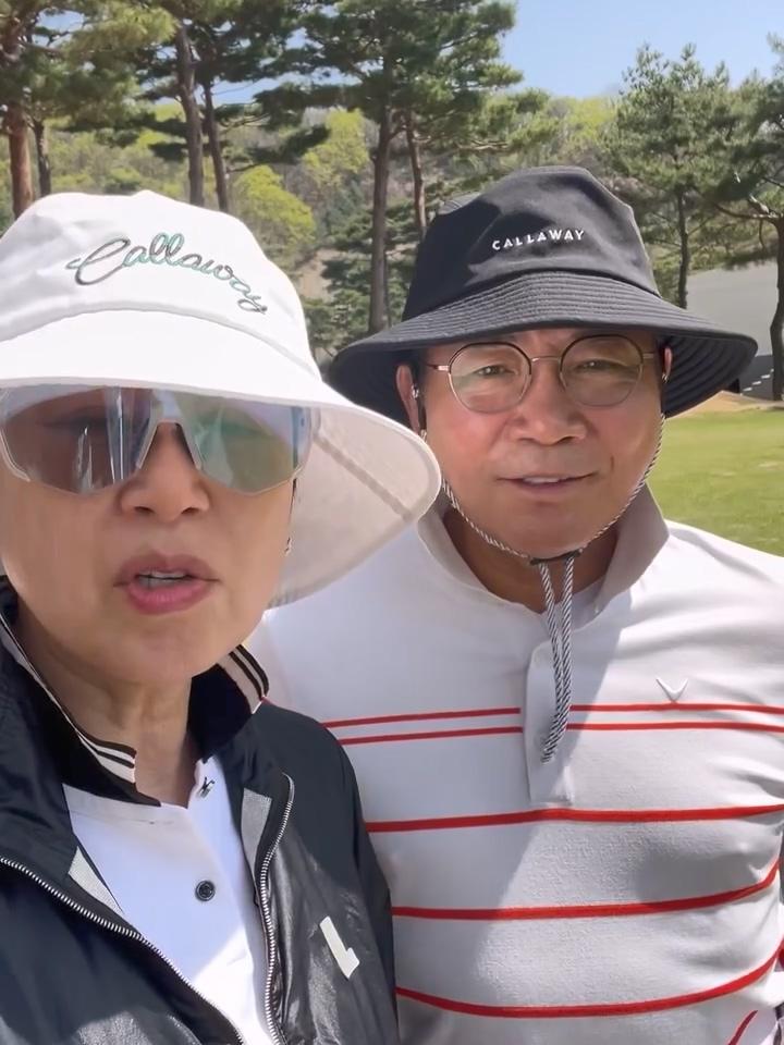 朴美善與先生李奉元是南韓演藝圈知名的銀色夫妻。（圖／翻攝自朴美善IG）
