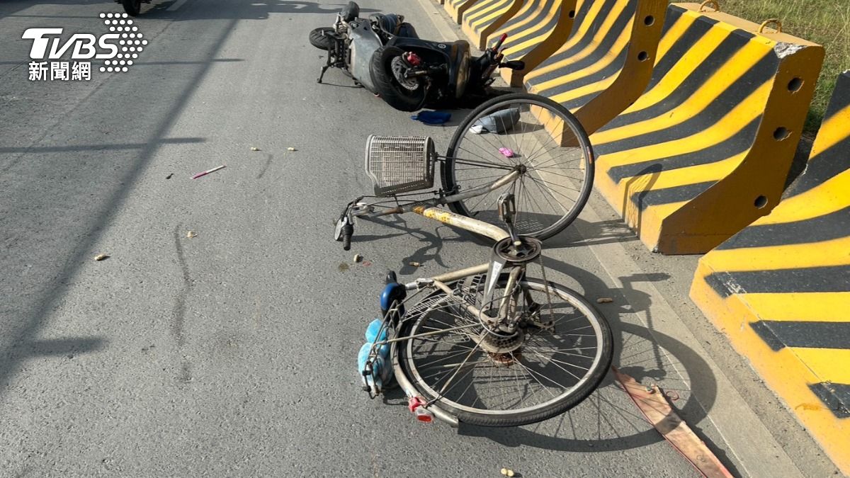 差一分鐘就到公司!高雄阿嬤騎單車遭移工擊落 魂斷上班路