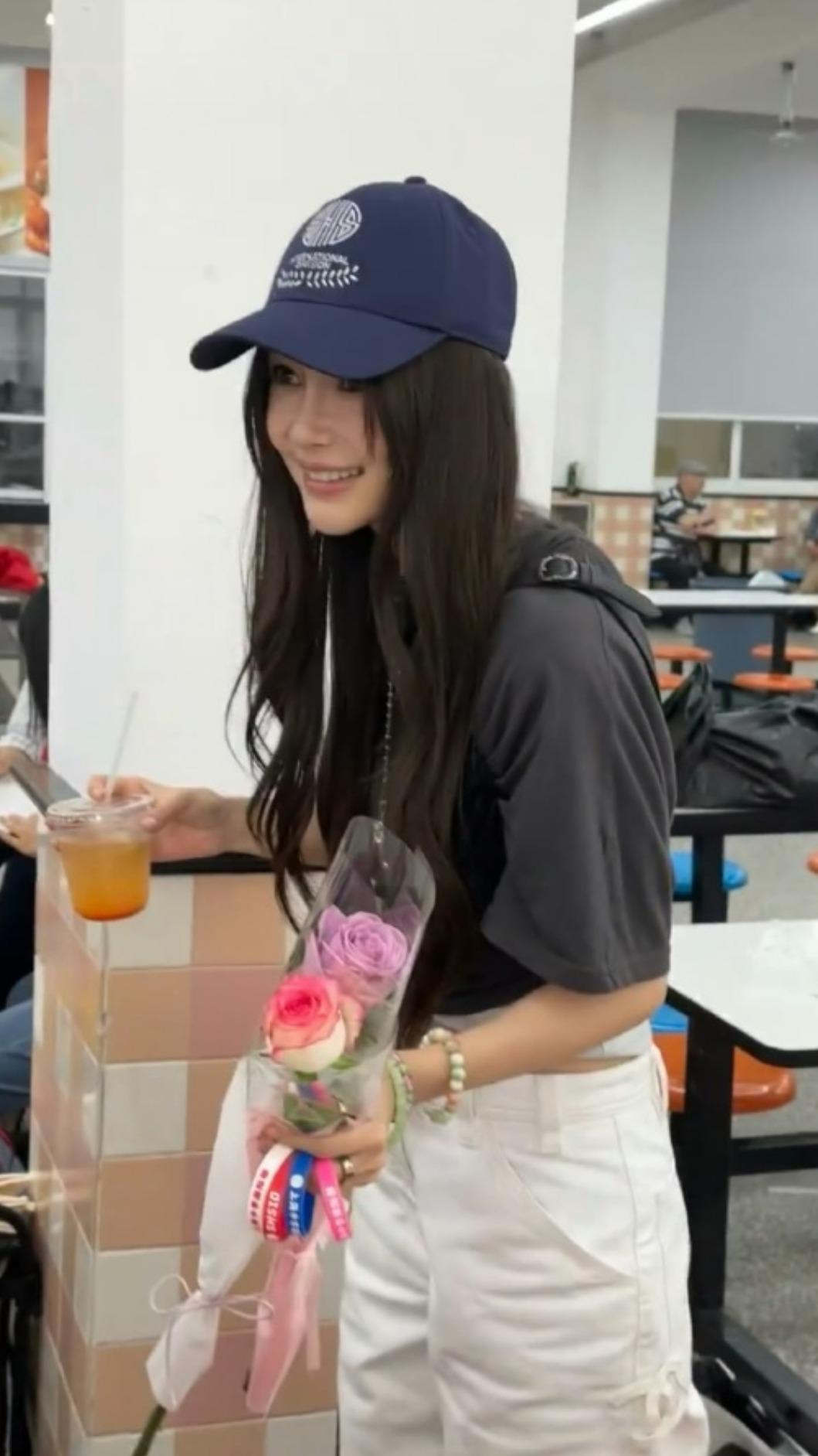 Angelababy私下狀態極佳。(圖/翻攝自微博)