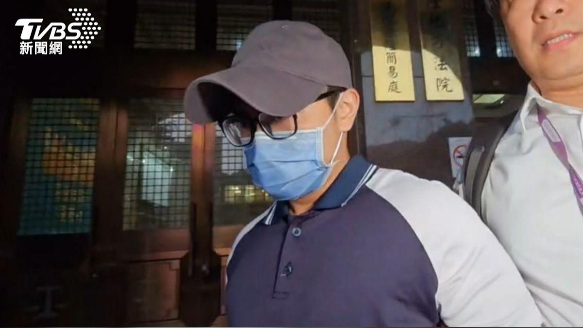 邱軍過去就有酒駕紀錄，緩起訴期間再犯撞死人，法官審酌後限制出境出海8個月。（圖／TVBS）