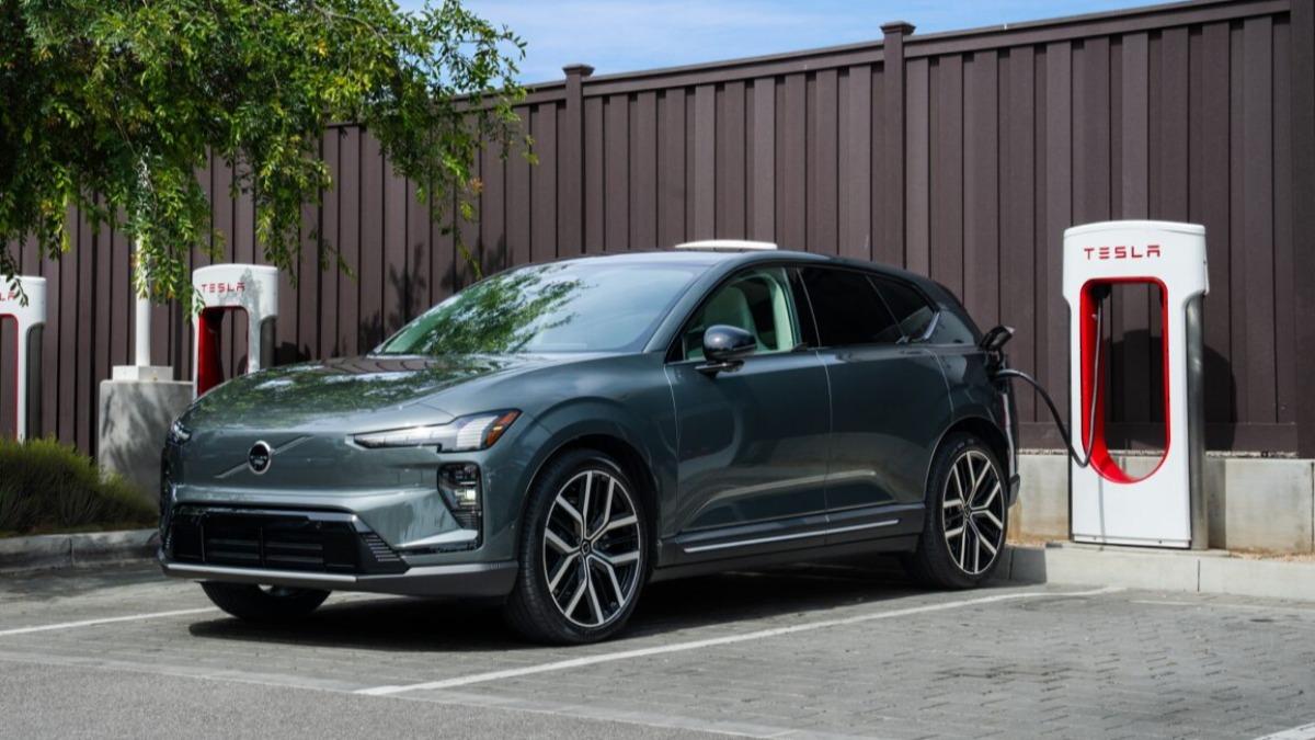 Volvo擴大支援Tesla超充站!亞太也將開放 部分車款採NACS