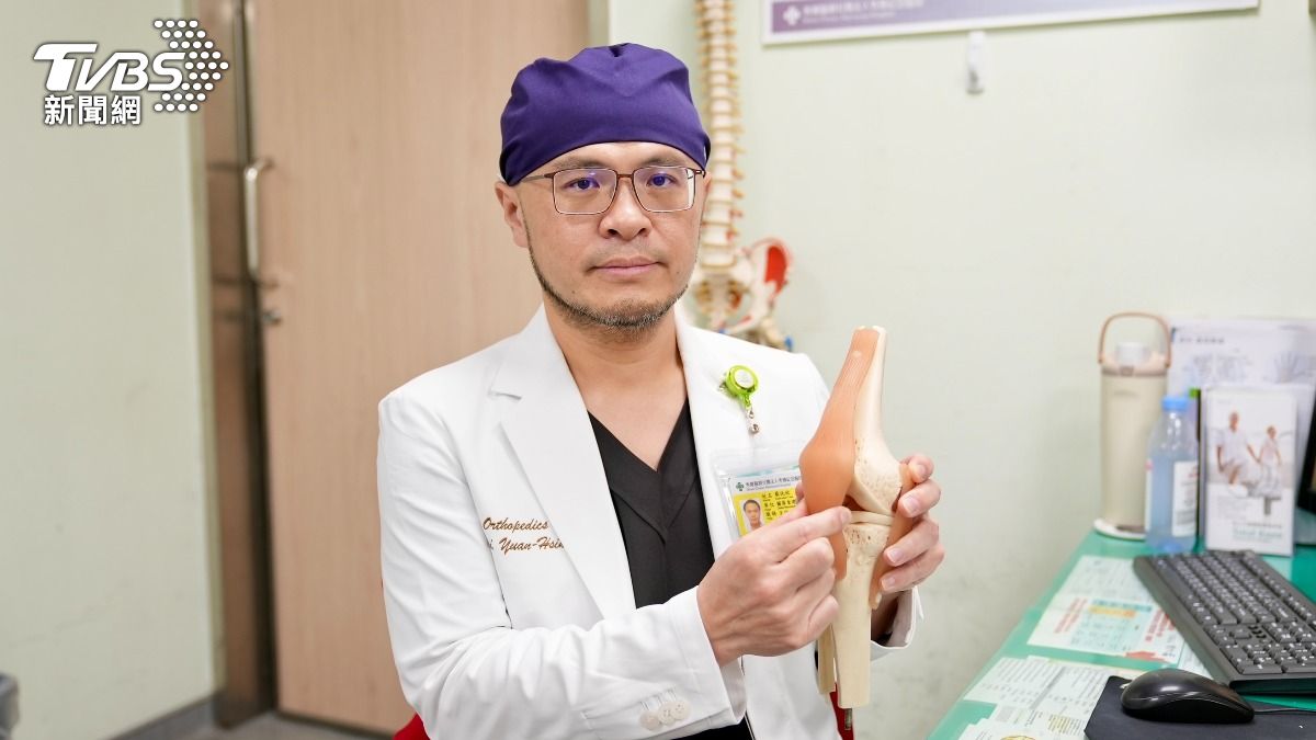 膝蓋卡卡像石化！醫師解析「這疾病」原因與預防方法 (圖/TVBS)