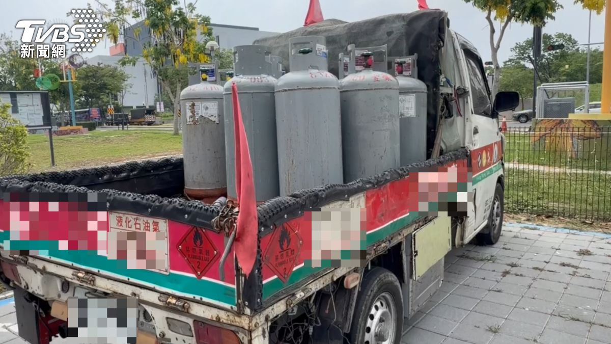 又見毒駕!彰化男載滿瓦斯擦撞轎車 快篩一驗「2毒陽性」