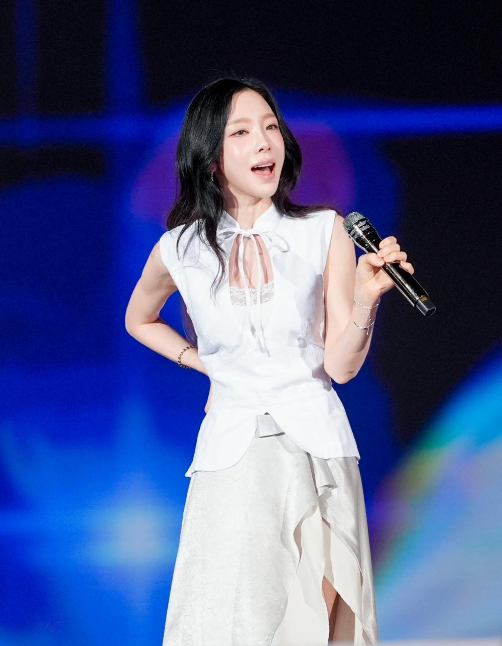 精靈女王泰妍一開口獻唱就讓全場聽得如癡如醉。(圖/讀者提供)