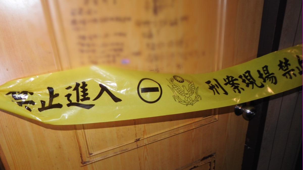 快訊/新莊民宅飄屍臭!44歲通緝犯倒臥房內「遺體發黑」
