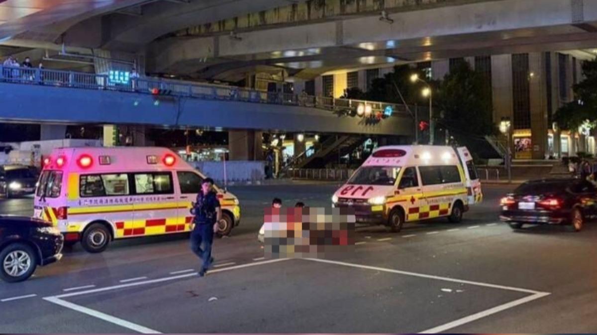 墜北車天橋亡！八旬婦身分仍成謎　外籍夫婦伸手救援只拉到衣服