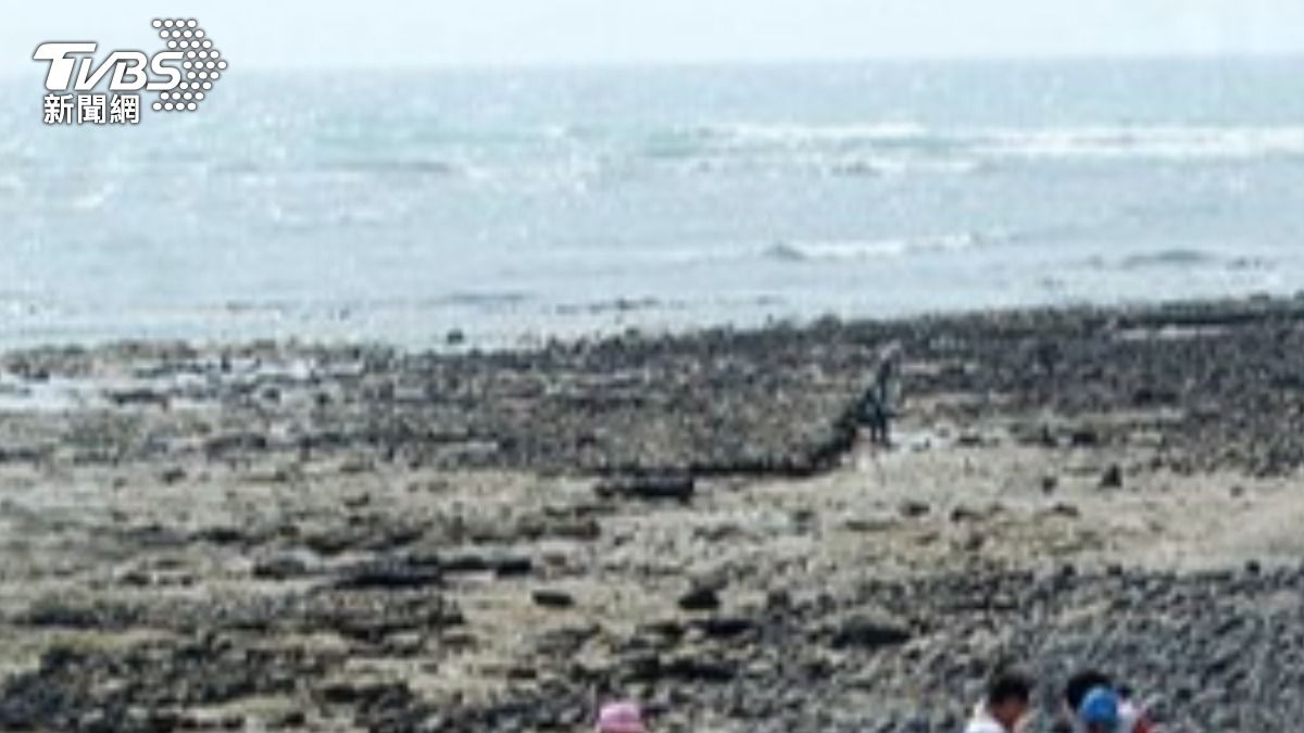 澎湖老翁出海失聯4日!龍門沙灘尋獲遺體 家屬悲痛認屍