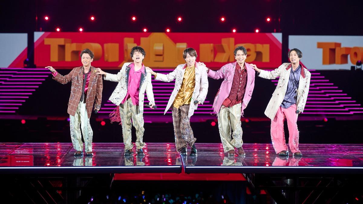 27年傳奇謝幕！「嵐」ARASHI東京巨蛋深情告別　台下5萬人哭成淚海