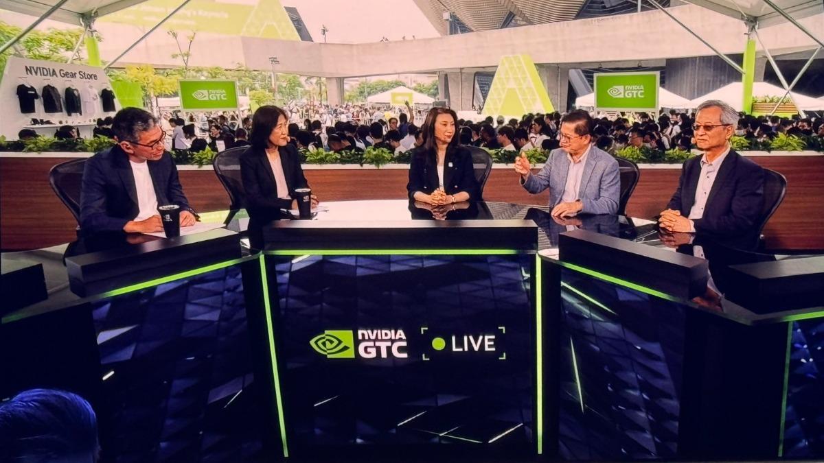 在黃仁勳演講開始之前，主辦單位舉辦「展前預熱（GTC Live at Taipei 2026）線上直播」，邀請多位產業界領袖交流。（圖／翻攝GTC直播）