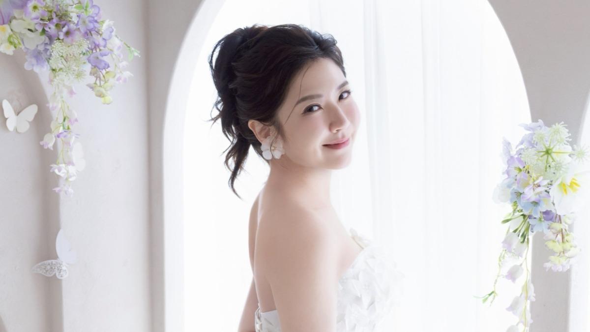 美女主播暫別半年「宣布回歸」！　狂瘦15公斤穿回少女裝