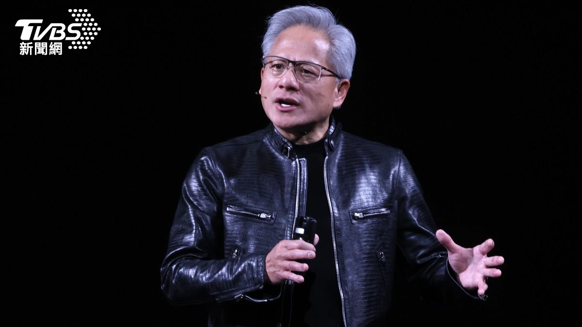 輝達執行長黃仁勳在演講中指出,Vera Rubin已全面投產。(圖/華子琛攝)