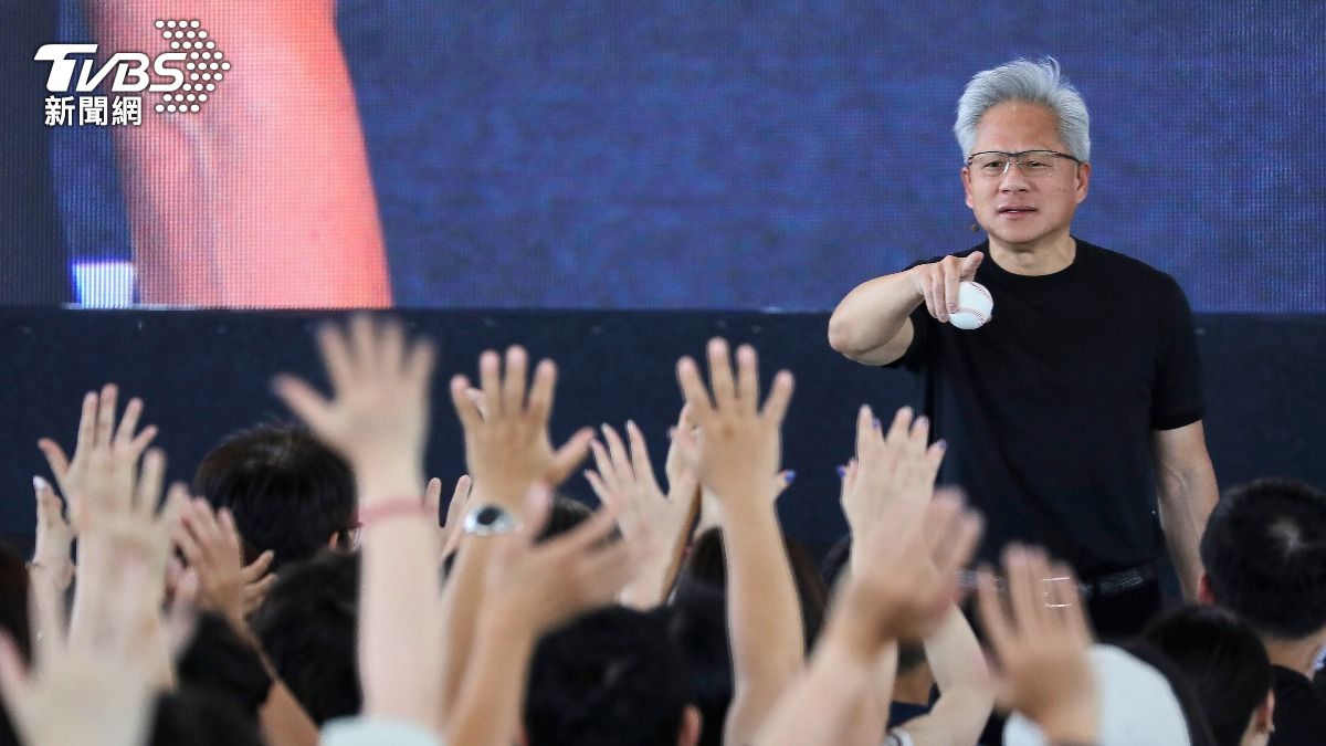 上次吃炸雞這次吃烤豬五花! 黃仁勳週四赴韓餐桌外交