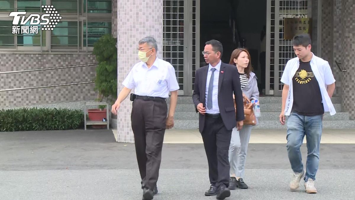 獨/探監蔡正元反被安慰 柯文哲曝私下對話:被關過都知道