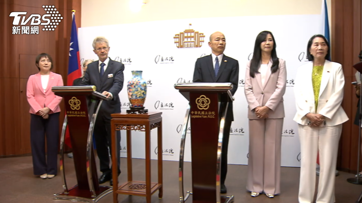 韋德齊證實,已正式向立法院長韓國瑜提出回訪捷克的邀請。(圖/TVBS)