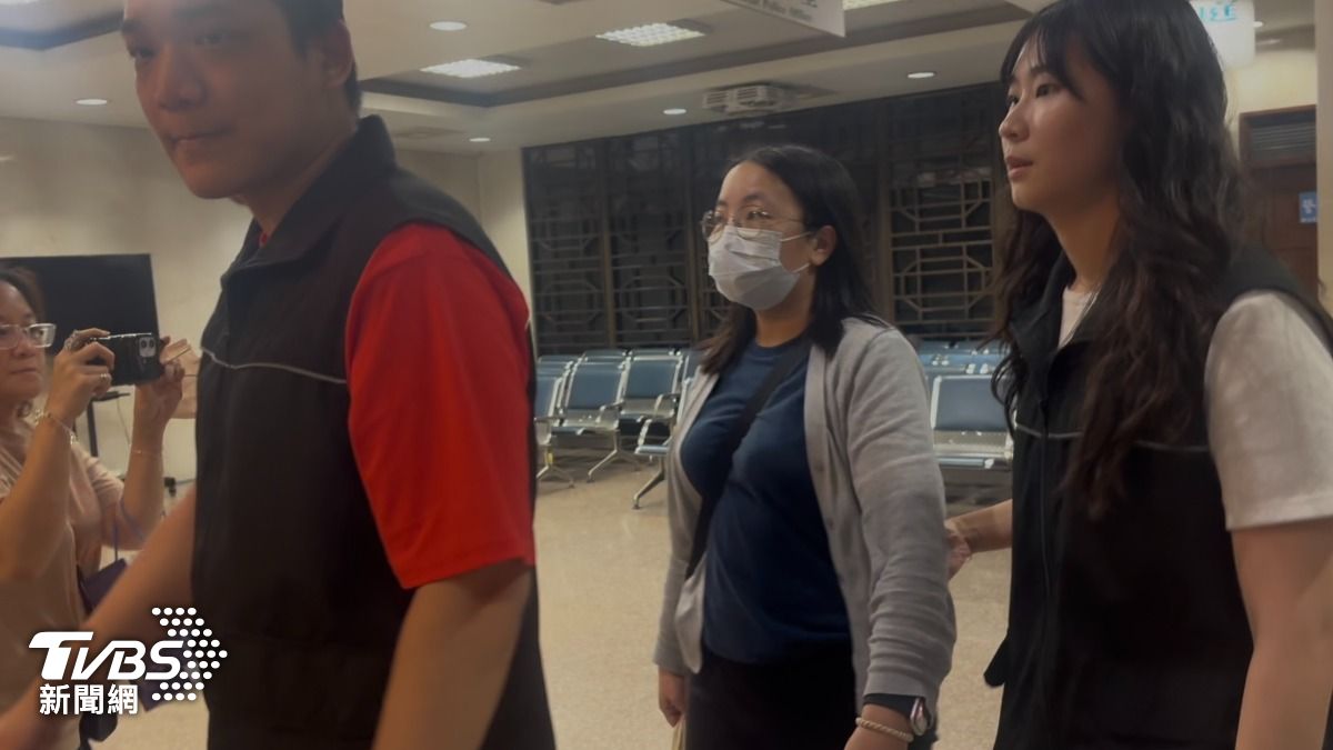 林姓店經理移送。(圖/潘千詩攝)
