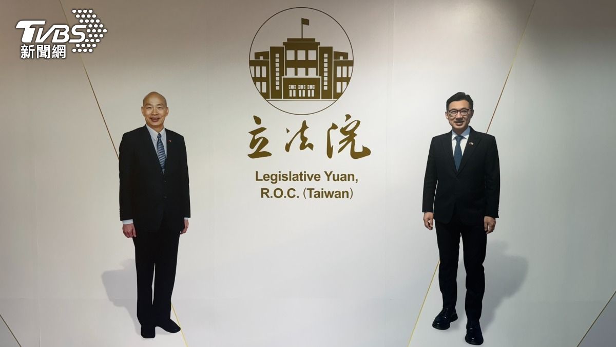 多圖/韓國瑜歡迎你!立法院紀念品中心試營運 超夯商品搶先看