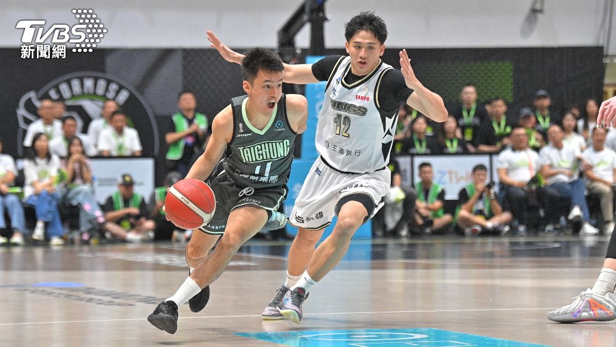 TPBL總冠軍賽G5夢想家力拼新北國王。(圖/胡瑞麒攝)