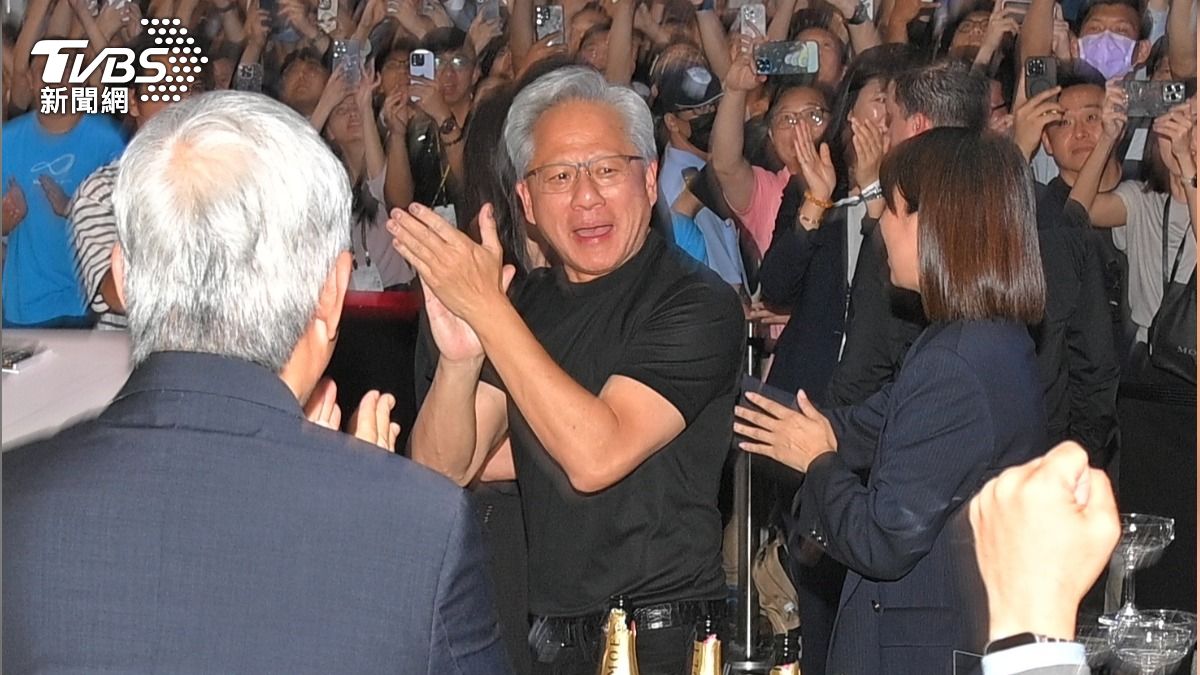 下一個兆美元公司!黃仁勳開金口加持 早盤暴漲逾25%
