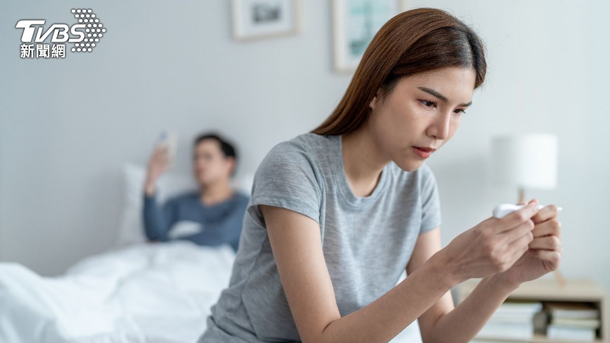 不戴套還硬上!她「吃4個月事後藥」經期全亂 慘遭男友冷回1句
