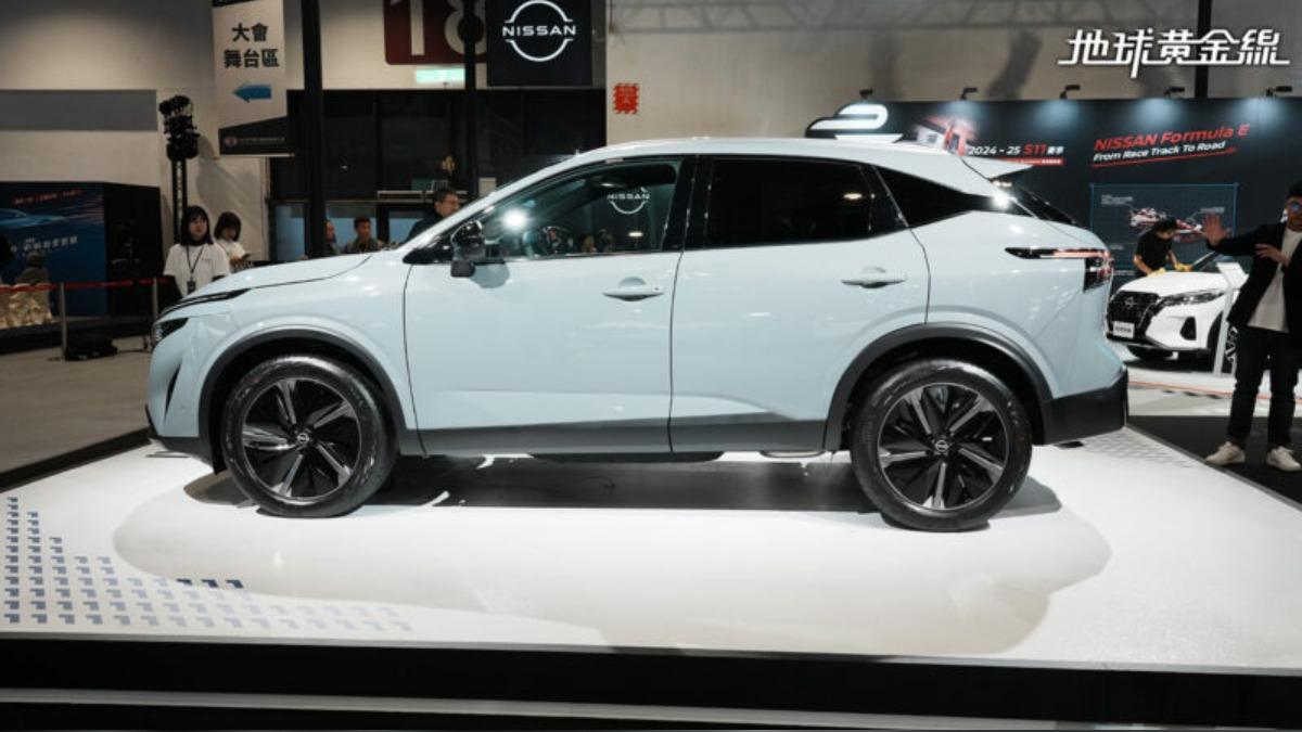 車身尺碼為4,425mm車長、1,835mm車寬、1,625mm車高，軸距2,665mm。（圖／地球黃金線）