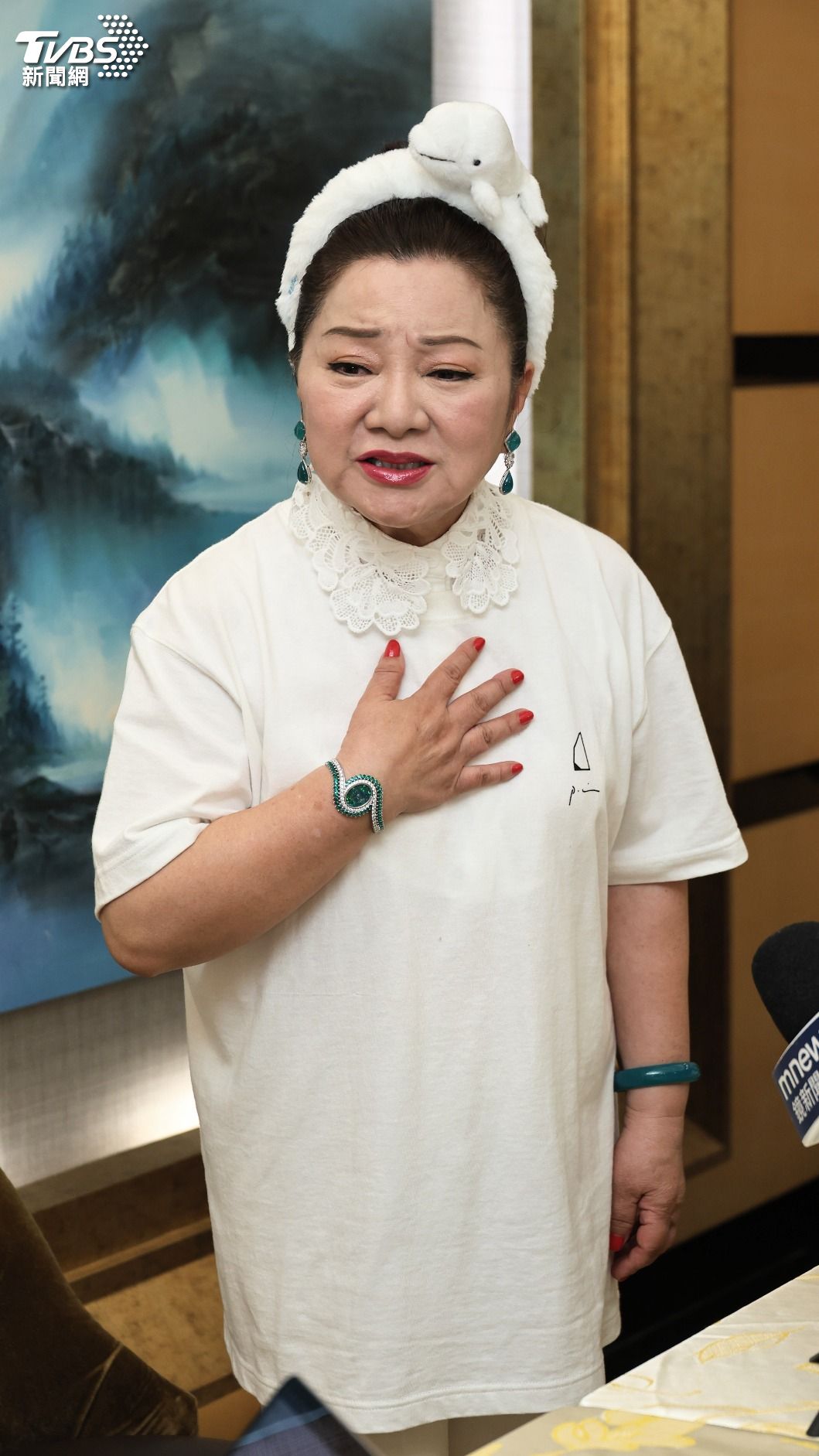 白冰冰睽違28年再度入圍金曲台語歌后,對此受寵若驚。(圖/張哲鳴攝)