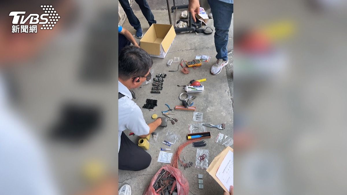 嫌犯每次改裝收費3萬元,用戶每月可因此減少三分之一至二分之一的電費支出。(圖/TVBS)