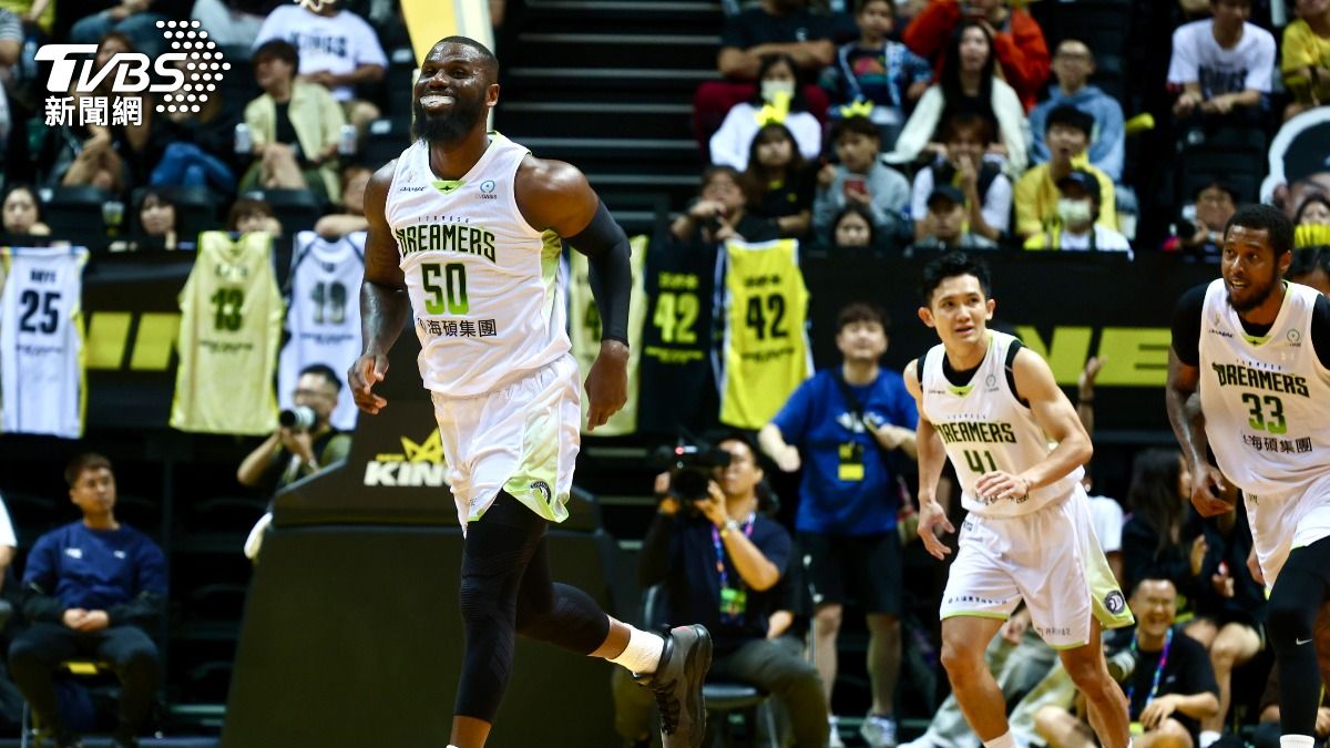 夢想家全隊6人得分上雙帶走勝利。(圖/華子琛攝)