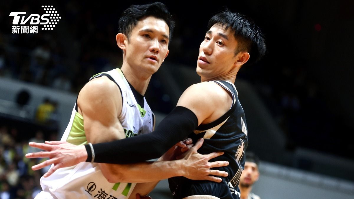 夢想家次節後段擺出蔣淯安、林俊吉的雙衛陣容。（圖／華子琛攝）