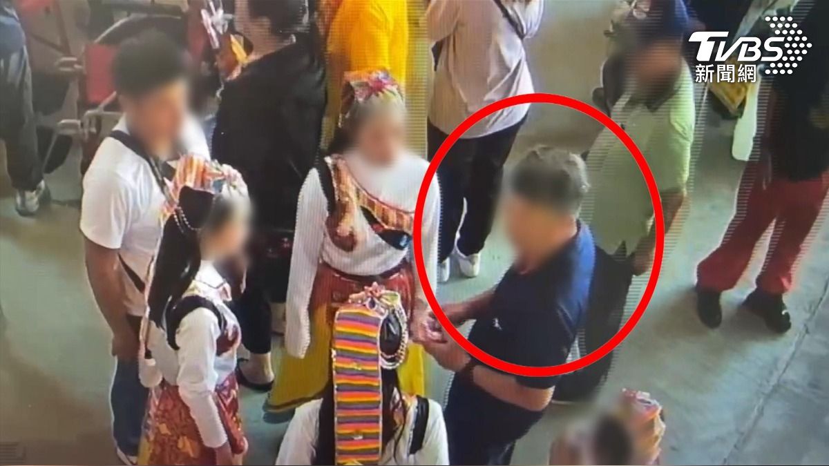 傻眼!休假警穿「警用長褲」襲臀女舞者 驚人黑歷史曝光遭開除