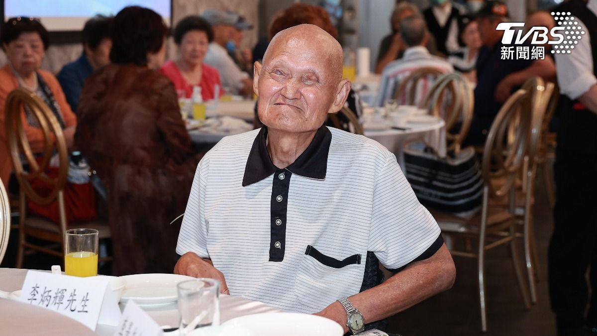 77歲李炳輝中風19年突坐輪椅現身 妻跌倒開刀又爆「帕金森氏症」近況曝光